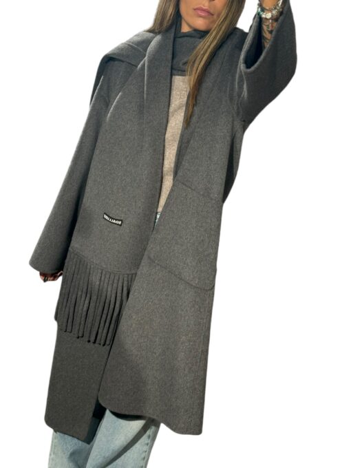 SO ALLURE Cappotto over con sciarpa grigio