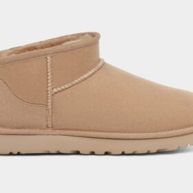 UGG classic Ultra Mini Sand