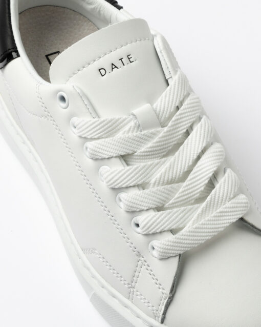 D.A.T.E. SFERA White Black