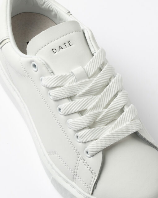 D.A.T.E. SFERA White